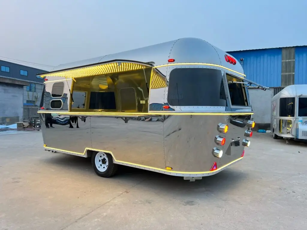 Food Truck by dunes trailers