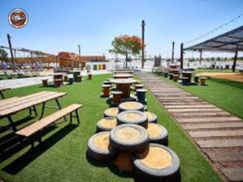 2 Best Locations in Dubai to park your Food Truck